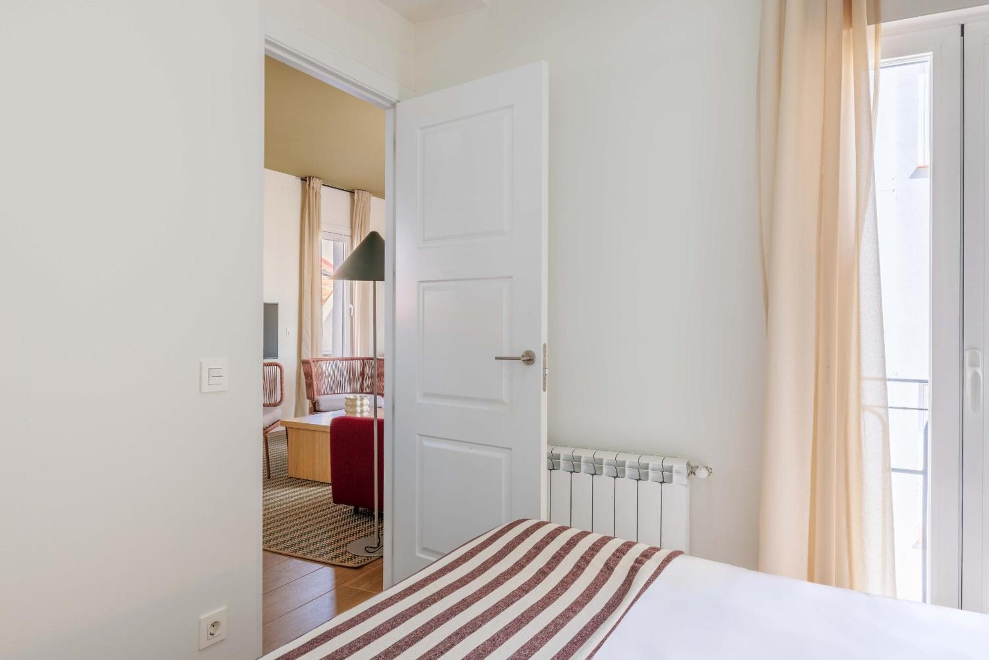 Apartmán Nomad Latina En Madrid Exteriér fotografie